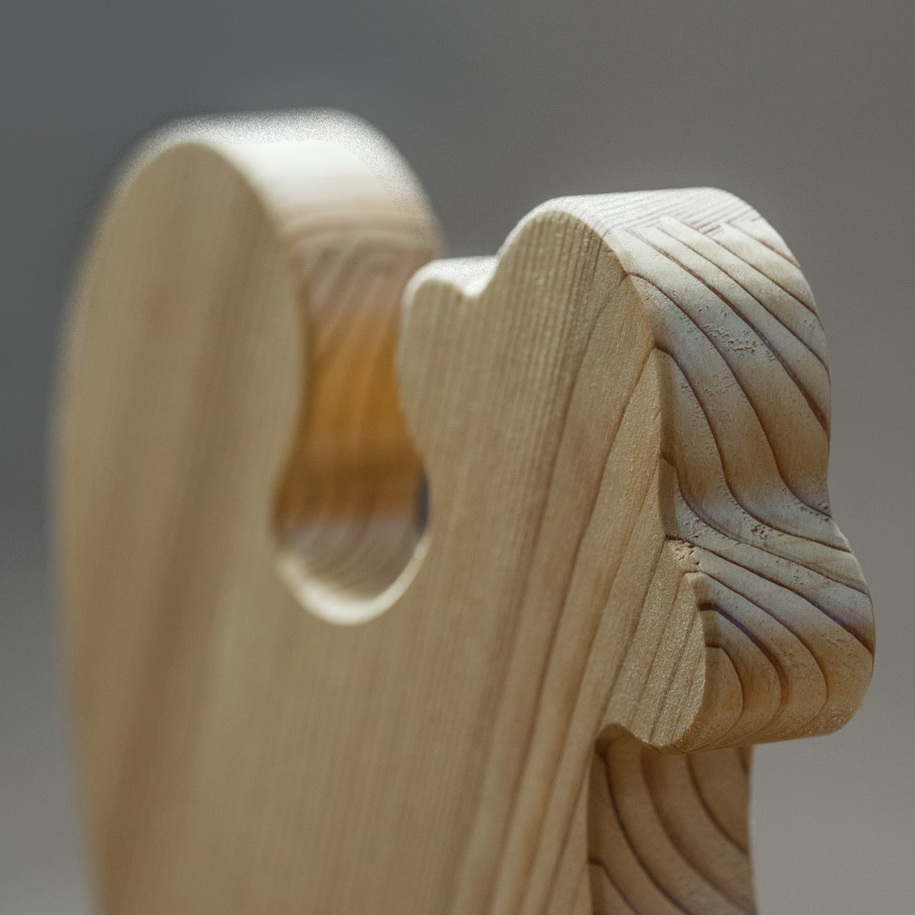 Sedia Tirolese con Cuore Stelvio in Legno Massello, Stile Chalet - Gaidra HOME
