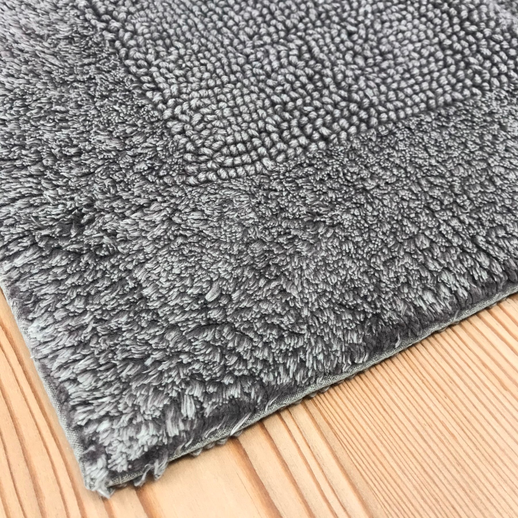 Tappeto bagno, scendiletto, in 100% cotone, colore tortora double face - Gaidra HOME