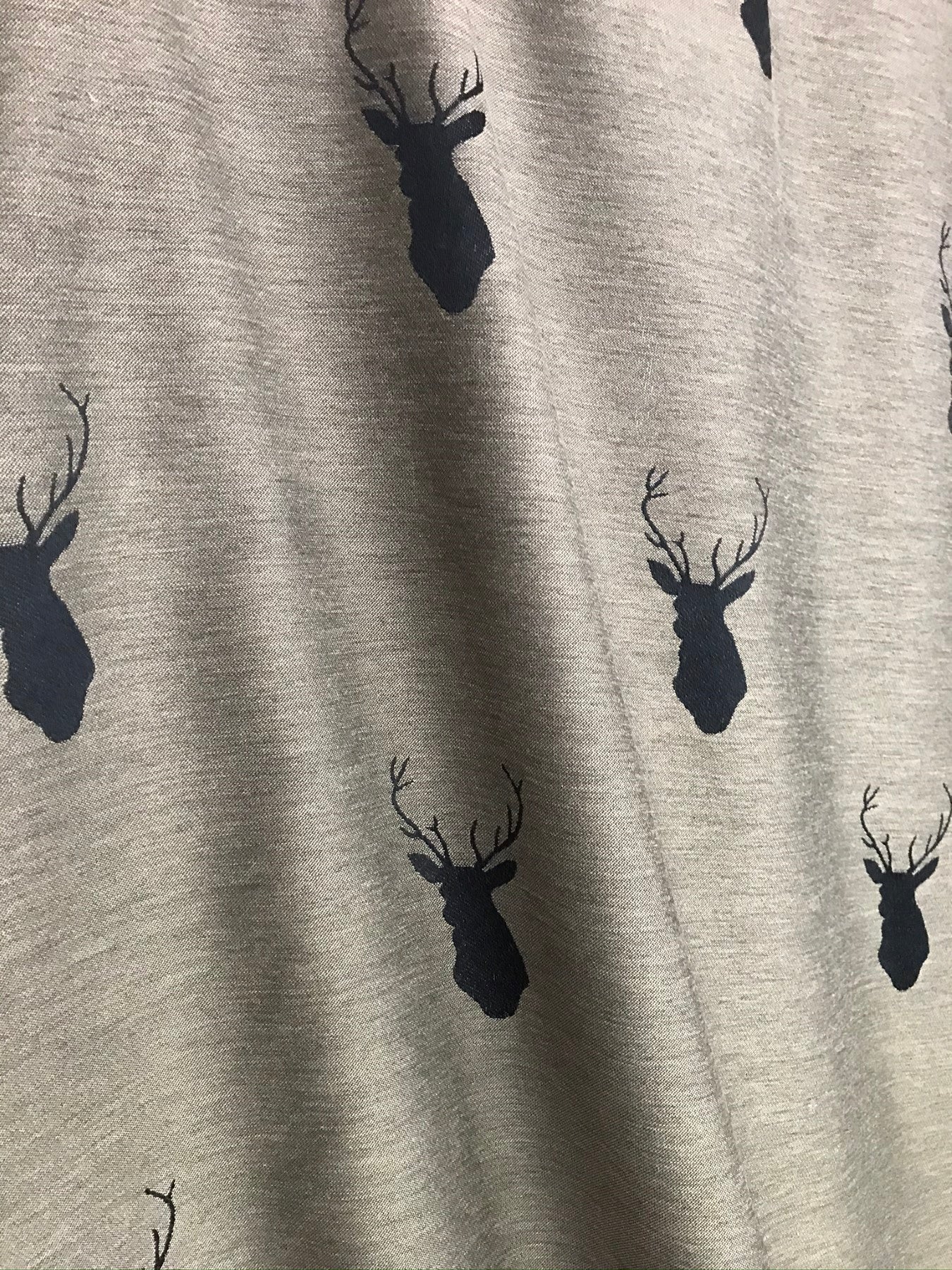 Tende Tendaggi su misura con cervi, colore marrone, stile tirolese montagna alpino - Gaidra HOME