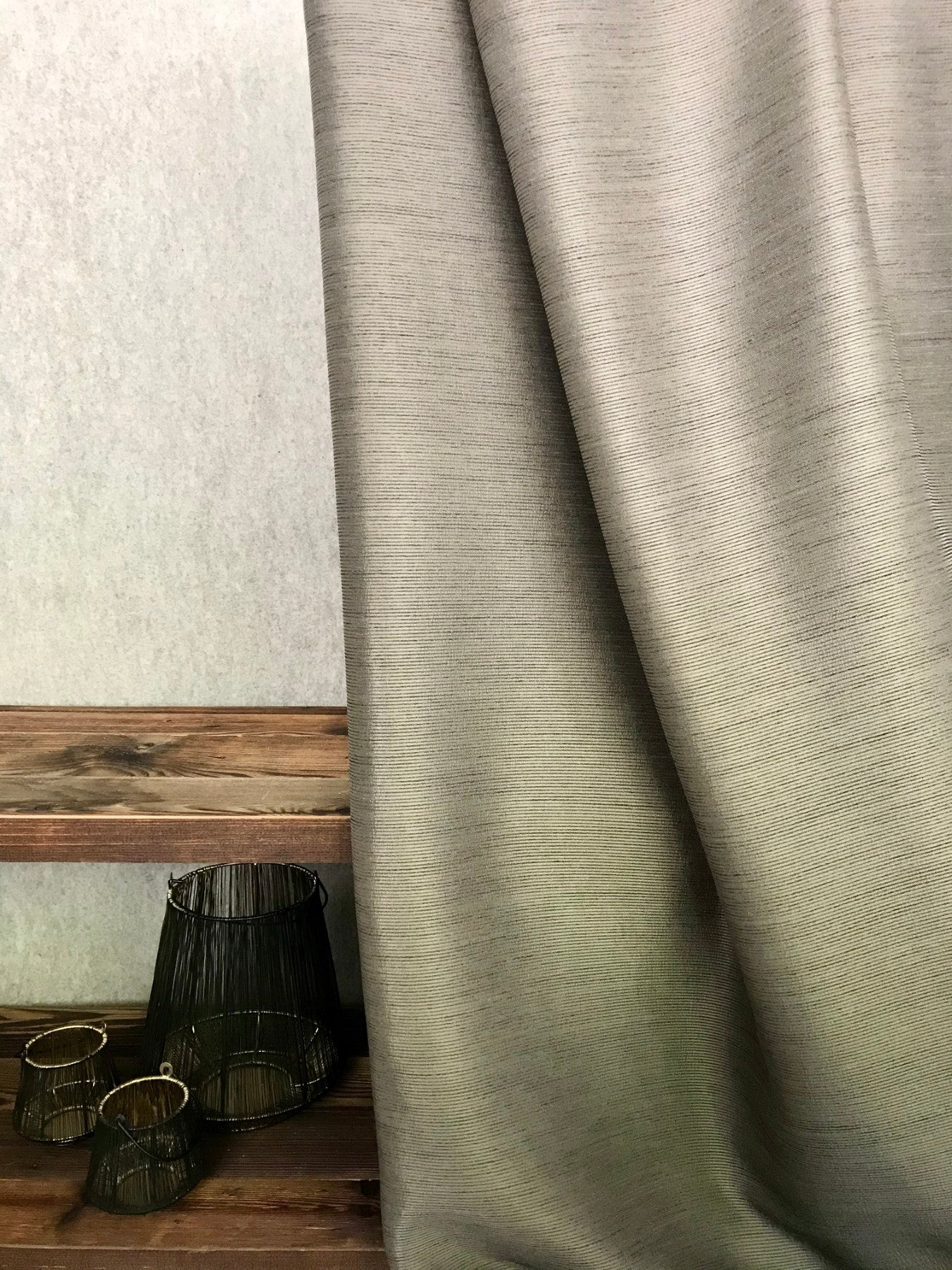 Tenda su misura, oscurante e ignifuga resistente al fuoco, effetto lucido, tinta unita, diversi colori, "cosy" - Gaidra HOME