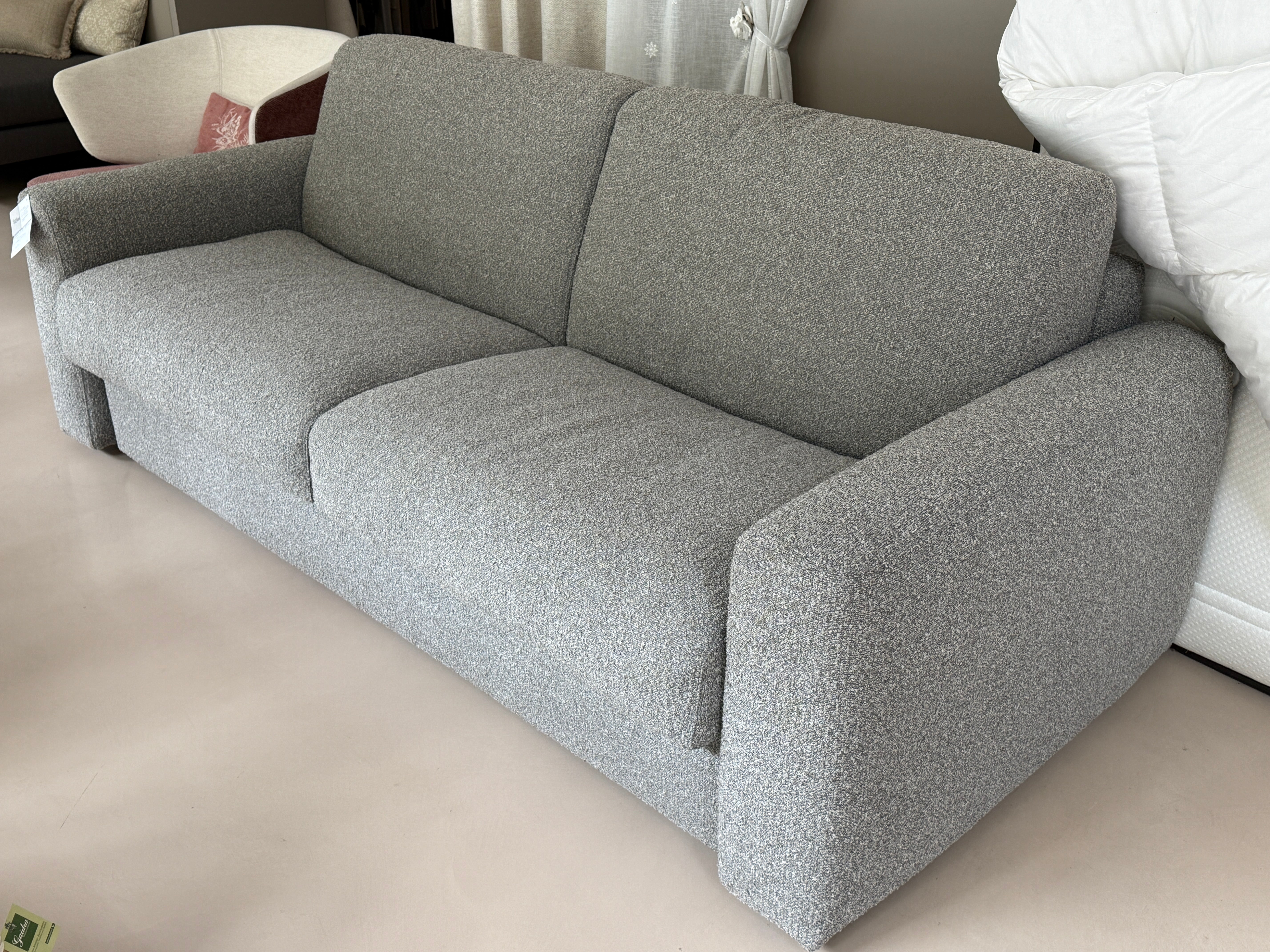 Divano Letto SPIKE 220x104 cm in Tessuto Bouclé Grigio – Materasso 160x197 cm, in PRONTA CONSEGNA - Gaidra HOME