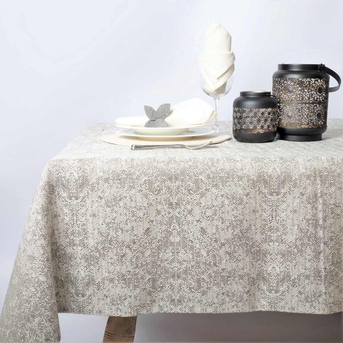 Tovaglia Misto Lino, tessuto jacquard, Fantasia “Arestes” - Gaidra HOME